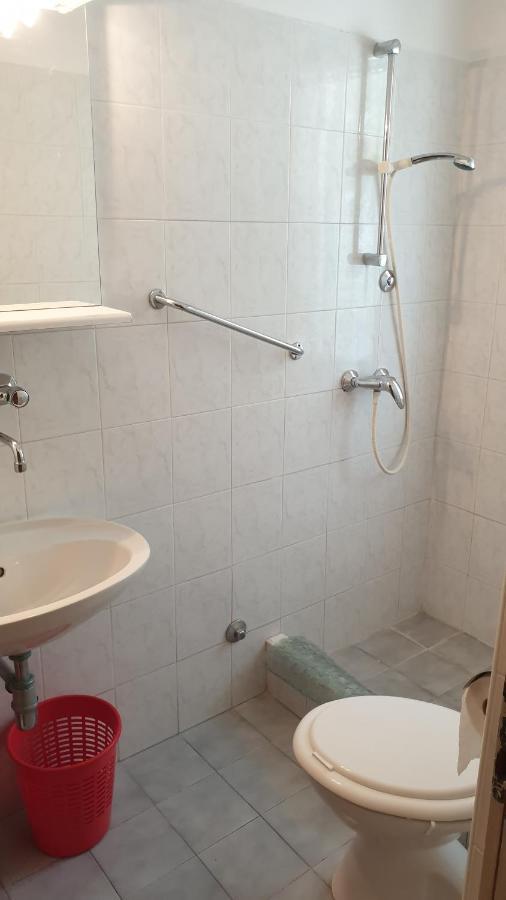Accomodation Mirjana Rooms Porec Bagian luar foto