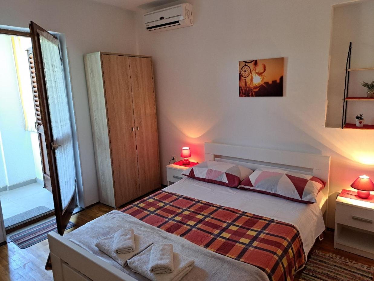 Accomodation Mirjana Rooms Porec Bagian luar foto