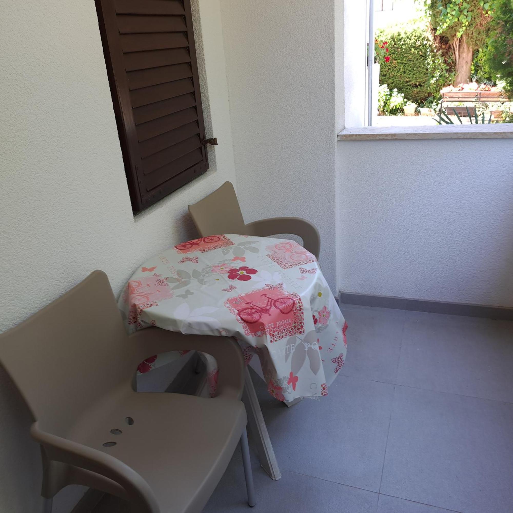 Accomodation Mirjana Rooms Porec Bagian luar foto