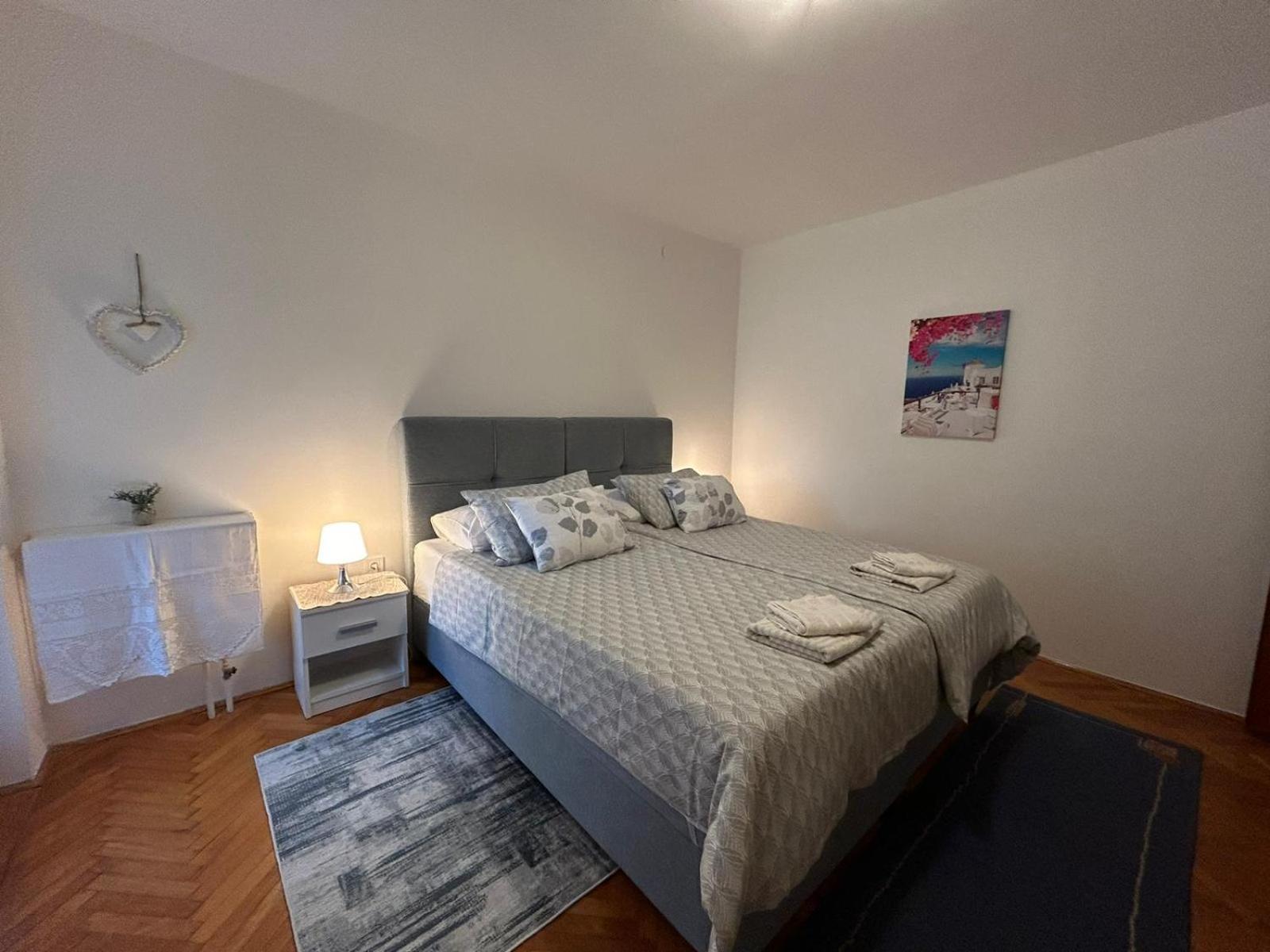 Accomodation Mirjana Rooms Porec Bagian luar foto