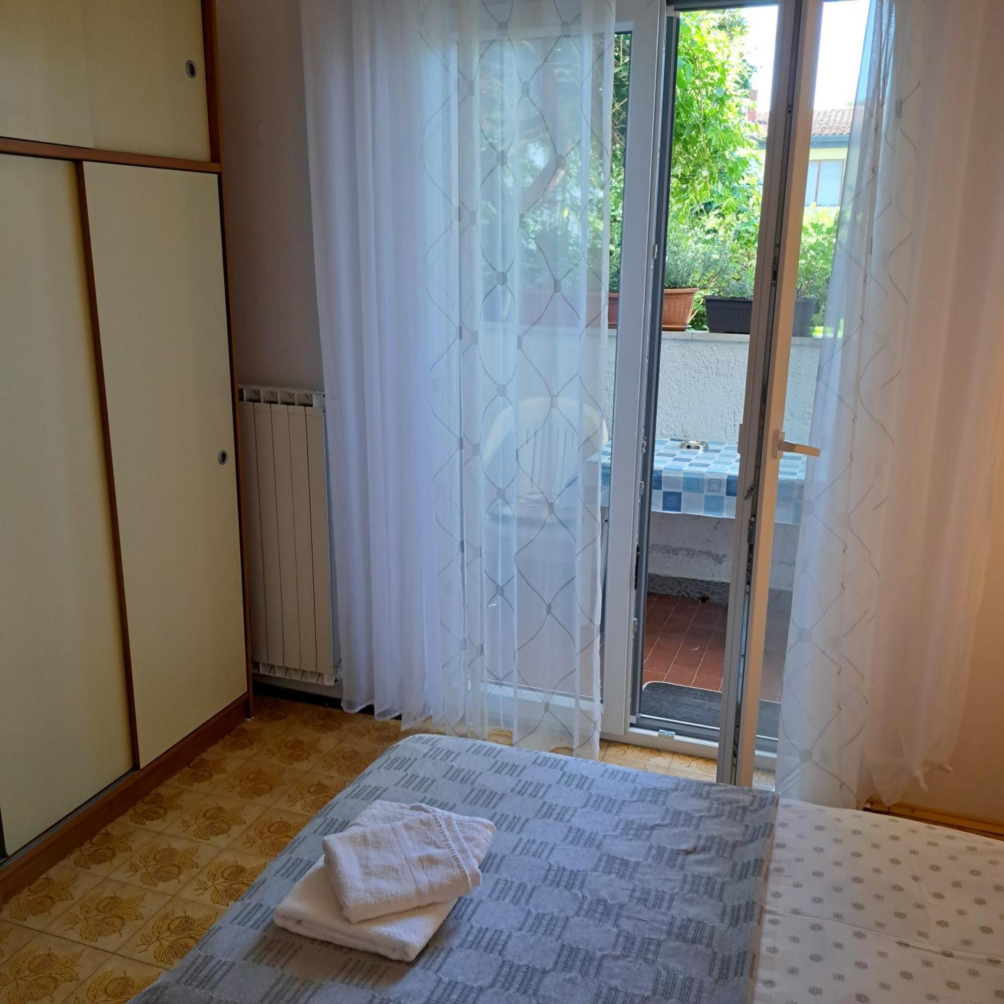 Accomodation Mirjana Rooms Porec Bagian luar foto